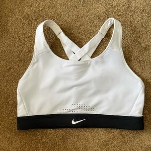 nike white sports bra size small